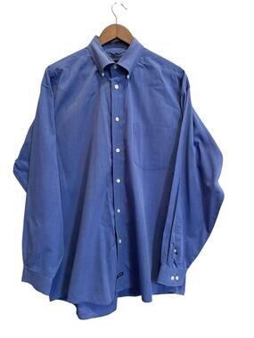 structure dress shirts Airthreads Guide: The Anatomy of a Shirt The subtle textured weave adds depth and refinement Structured Shirts | Men's Wearhouse